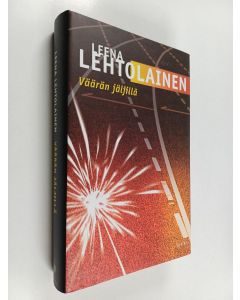Kirjailijan Leena Lehtolainen käytetty kirja Väärän jäljillä