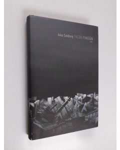 Kirjailijan Asko Sahlberg käytetty kirja Paluu pimeään