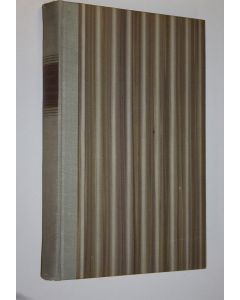 Kirjailijan Elsa Heporauta käytetty kirja Erämetsäin kuningatar : marjaskarhun tarina