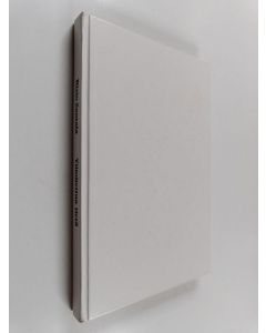 Kirjailijan Risto Santala käytetty kirja Viitoitettua tietä