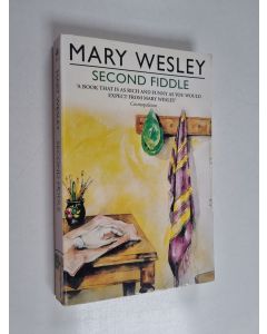 Kirjailijan Mary Wesley käytetty kirja Second Fiddle