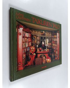 Kirjailijan Mysi Lahtinen käytetty kirja Taikurien talo