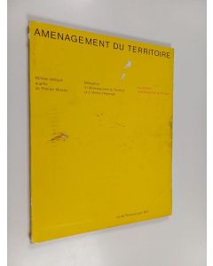 Kirjailijan Anatole France & André Bettencourt ym. käytetty kirja La politique d'aménagement du territoire : projet de loi de finances pour 1971