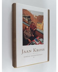 Kirjailijan Jaan Kross käytetty kirja Rakkaat kanssavaeltajat 2