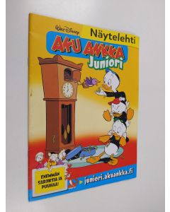 Kirjailijan Walt Disney käytetty teos Aku Ankka juniori : näytelehti