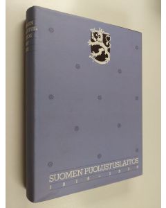 Kirjailijan Jarl Kronlund käytetty kirja Suomen puolustuslaitos 1918-1939 : Puolustusvoimien rauhan ajan historia