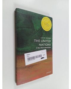 Kirjailijan Jussi Hanhimäki käytetty kirja The United Nations : a very short introduction