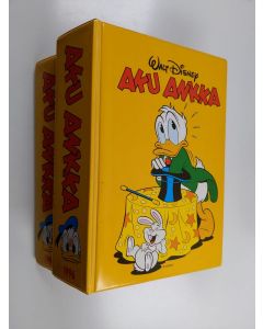 Kirjailijan Walt Disney käytetty teos Aku Ankka vuosikerta 1996 (1-52 kahdessa kansiossa)
