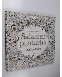 Kirjailijan Johanna Basford käytetty kirja Salainen puutarha