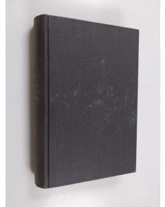 Kirjailijan Maren Erichsen & Max Rosenkrantz ym. käytetty kirja Maria Antoinette ; Maria Stuart ; Katariina II