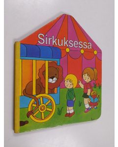 käytetty kirja Sirkuksessa