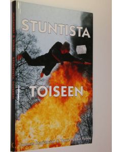 Kirjailijan Tuomas Marjamäki käytetty kirja Stuntista toiseen