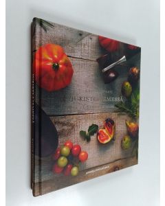 Kirjailijan Kaijus Ervasti käytetty kirja Juristi liemessä