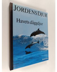Kirjailijan Maud Dahl käytetty kirja Jordens djur : Havets däggdjur  - valar, säldjur och sirendjur 2
