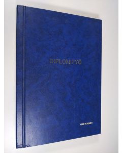 Kirjailijan Lauri Salonen käytetty kirja Pinousvian pintaenergian mittaaminen eräissä ternäärisissä kuparivaltaisissa jähmeissä liuoksissa