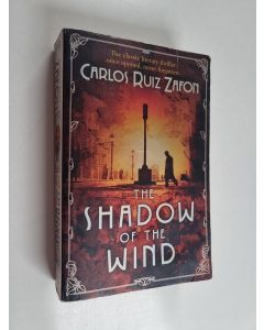 Kirjailijan Carlos Ruiz Zafon käytetty kirja The shadow of the wind