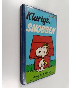 Kirjailijan Charles M. Schulz käytetty kirja Klurigt, Snobben