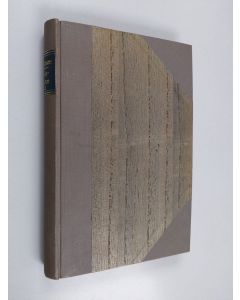 Kirjailijan Johannes Virtanen käytetty kirja Papinkaavun alla