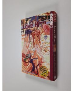 Kirjailijan Ken Akamatsu käytetty kirja Love Hina volume 12