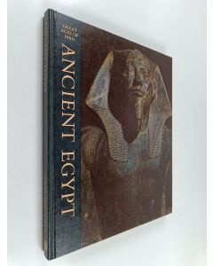 Kirjailijan George Hart käytetty kirja Ancient Egypt