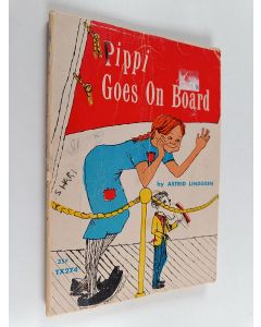 Kirjailijan Astrid Lindgren käytetty kirja Pippi Goes on Board