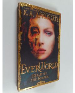 Kirjailijan Katherine Applegate käytetty kirja Realm of the Reaper
