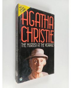 Kirjailijan Agatha Christie käytetty kirja The murder at the vicarage