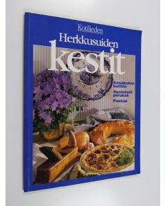 Kirjailijan Inga Aaltonen käytetty kirja Kotilieden herkkusuiden kestit