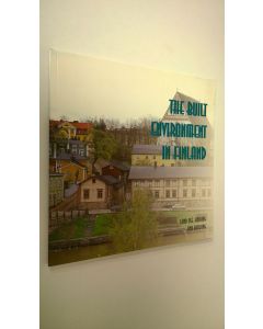 Tekijän Jukka ym. Saikkonen  käytetty kirja The built environment in Finland : land use, housing and building (ERINOMAINEN)