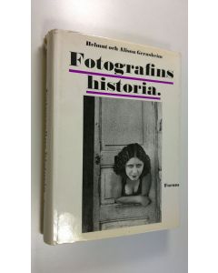 Kirjailijan Helmut Ym. Gernsheim käytetty kirja Fotografins historia