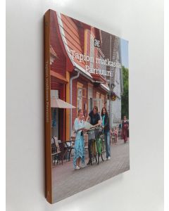 Kirjailijan Tapio Mäkeläinen käytetty kirja Tapion matkassa Pärnuun