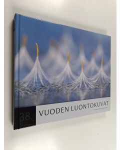 käytetty kirja Vuoden luontokuvat 2018 : kauneimmat luontokuvat - mielenkiintoisia artikkeleita