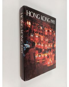 Kirjailijan Melinda Parsons käytetty kirja Hong Kong 1983