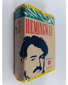 Kirjailijan Ernest Hemingway käytetty kirja Ensimmäiset 49 kertomusta