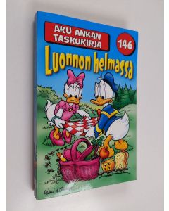 Kirjailijan Walt Disney käytetty kirja Luonnon helmassa