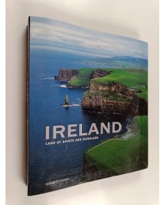 Kirjailijan Elisabetta Canoro käytetty kirja Ireland Land of Saints and Scholars