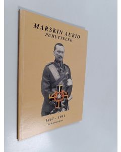 käytetty kirja Marskin aukio puhuttelee 1867-1951