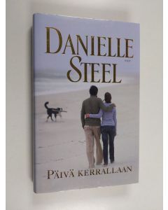 Kirjailijan Danielle Steel käytetty kirja Päivä kerrallaan