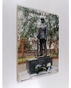 Kirjailijan Ermei Kanninen & Suojeluskuntalainen-patsastoimikunta käytetty kirja Pro patria 1917-1944 - Suojeluskuntalainen-patsas