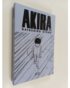 Kirjailijan Katsuhiro Otomo käytetty kirja Akira 8