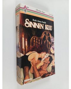 Kirjailijan Ruth Alana Smith käytetty kirja Sininen kuu