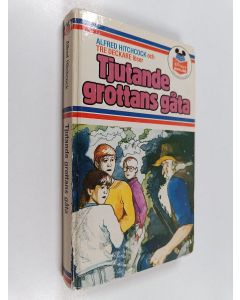 Kirjailijan Alfred Hitchcock käytetty kirja Alfred Hitchcock och tre deckare löser tjutande grottans gåta