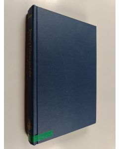 Kirjailijan James H. Maddox käytetty kirja Joyce's Ulysses and the assault upon character