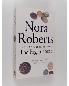 Kirjailijan Nora Roberts käytetty kirja The Pagan stone