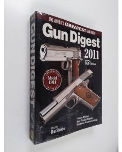 käytetty kirja Gun digest 2011