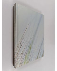 Kirjailijan Howard Fletcher käytetty kirja Spirit