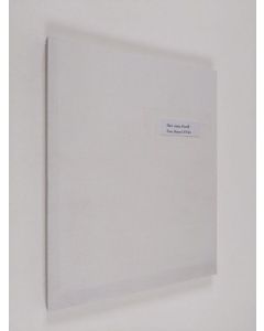 Kirjailijan Päivi Anita Ristell käytetty kirja Four boxes of her