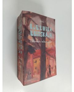 Kirjailijan Ljudmila Ulitskaja käytetty kirja Vihreän teltan alla