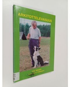 Kirjailijan Inki Sjösten käytetty kirja Arkitottelevaisuus