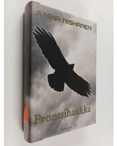 Kirjailijan Jukka Niskanen käytetty kirja Pronssihaukka : novelleja